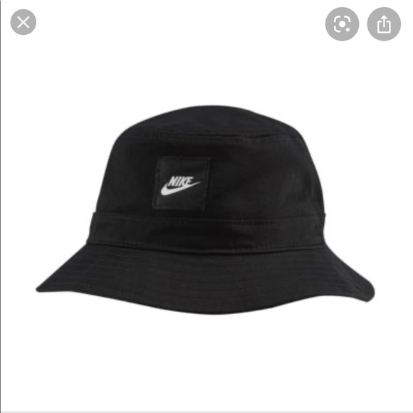 nike core bucket hat